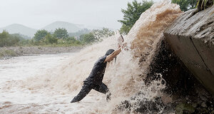Li Binyuan, Absolvent Central Academy of Fine Arts, Peking »Drawing Board«, Video 2017