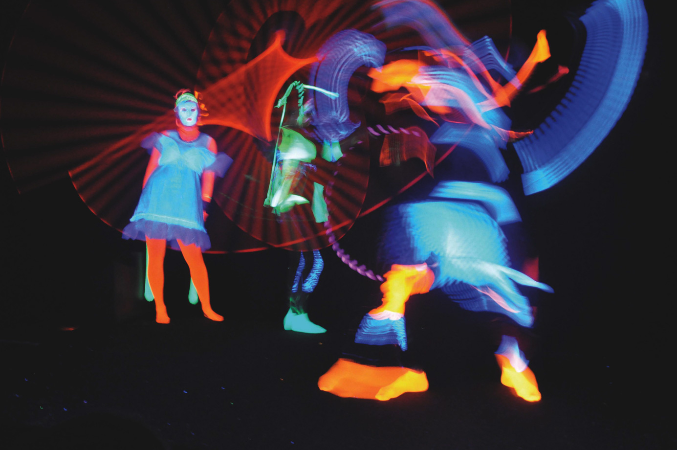 a glowing story von anne engler.jpg a glowing story von anne engler.jpg