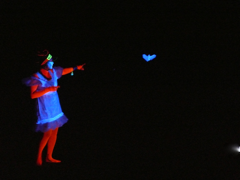 a glowing story von philipp wittulsky6.jpg a glowing story von philipp wittulsky6.jpg