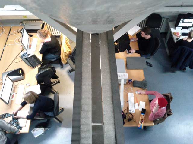 Arbeit im Computerstudio Arbeit im Computerstudio