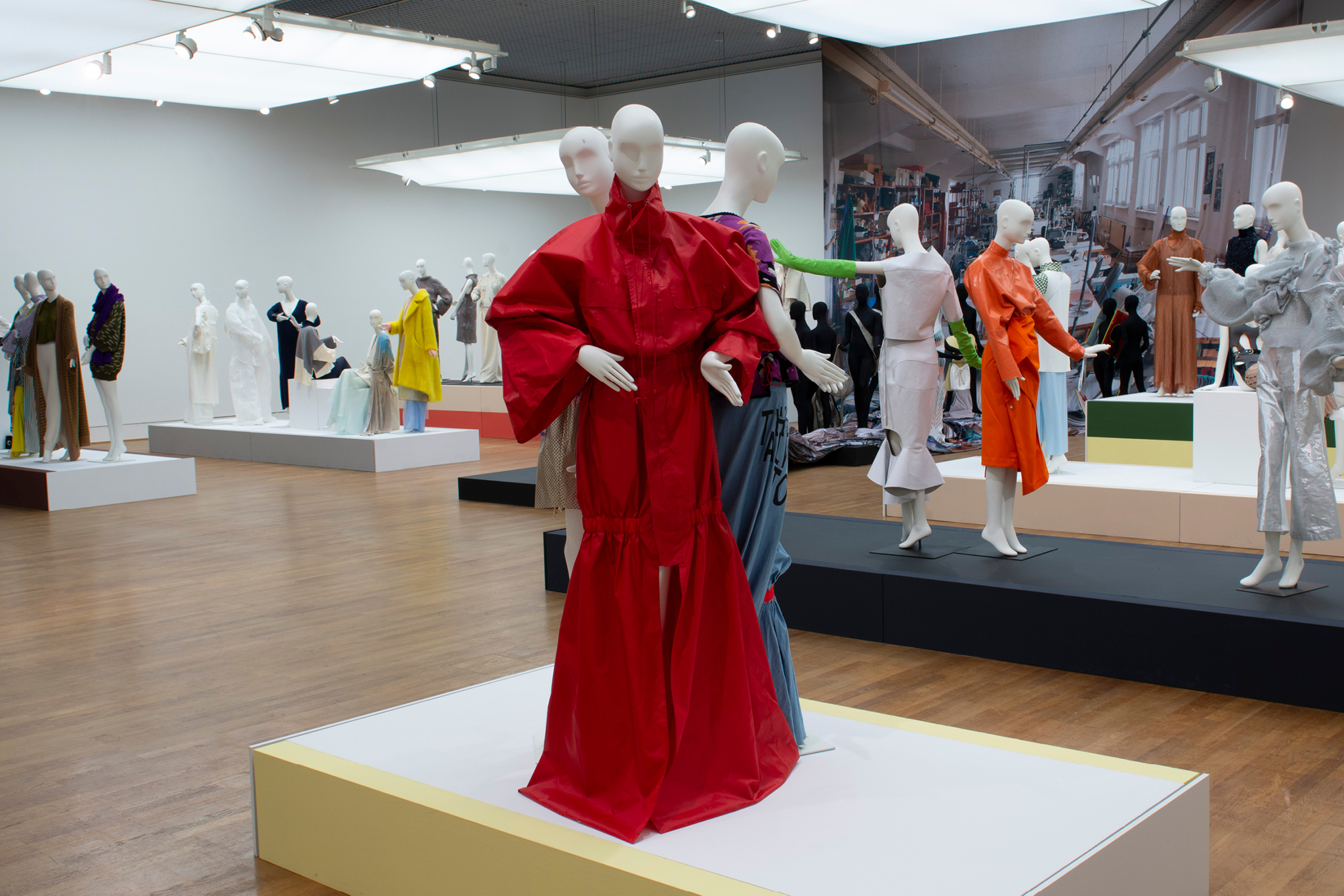 Exponate in der Sonderausstellung 14, Kunstgewerbemuseum Exponate in der Sonderausstellung 14, Kunstgewerbemuseum