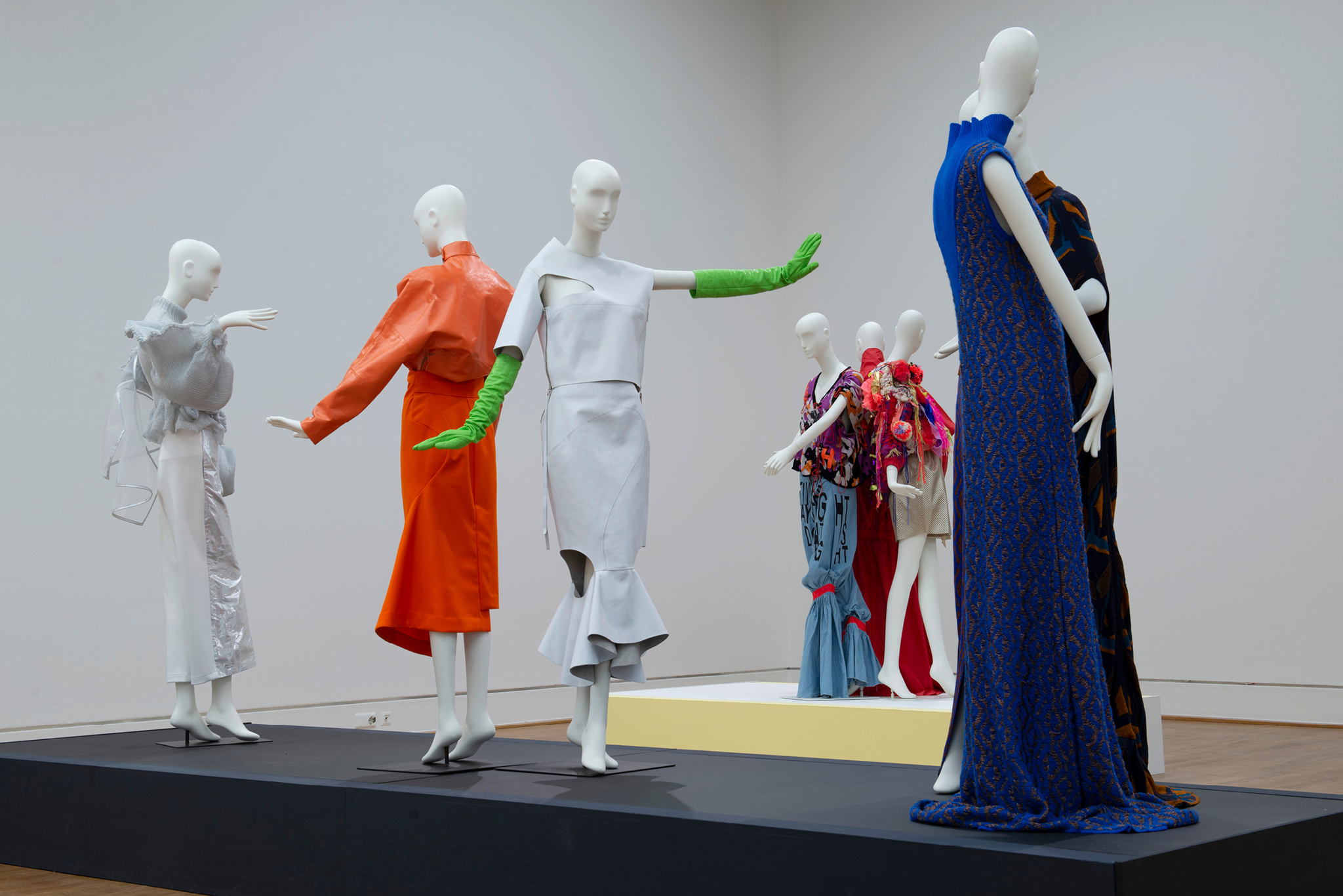 Exponate in der Sonderausstellung 15, Kunstgewerbemuseum Exponate in der Sonderausstellung 15, Kunstgewerbemuseum